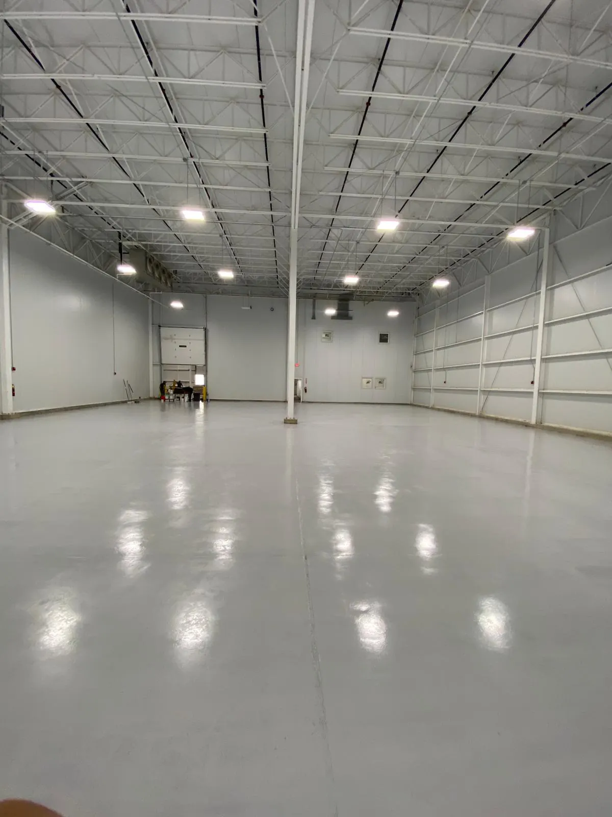 Inverafrut Facility — Produce warehouse · Solid color epoxy, view 5