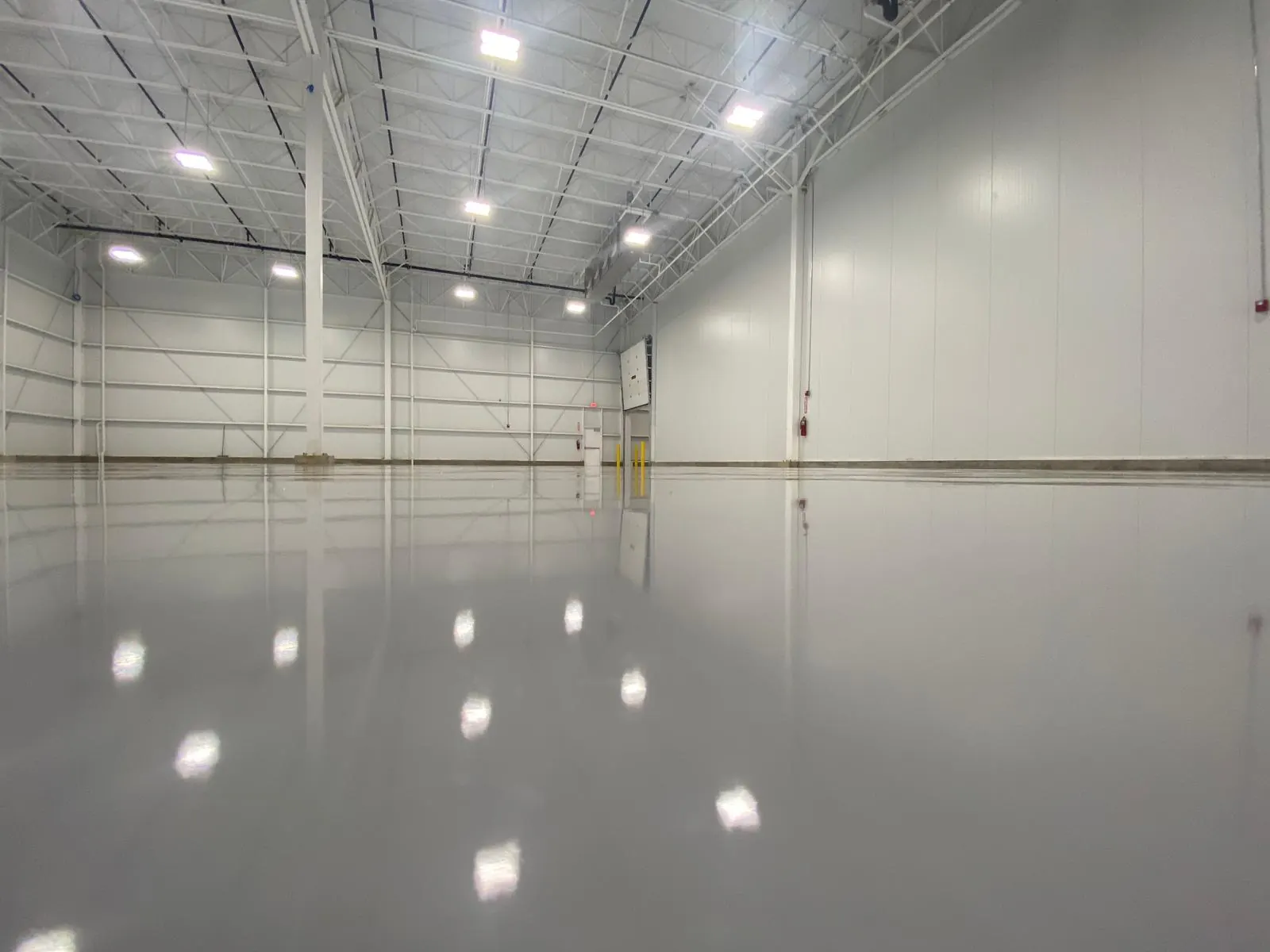 Inverafrut Facility — Produce warehouse · Solid color epoxy, view 8