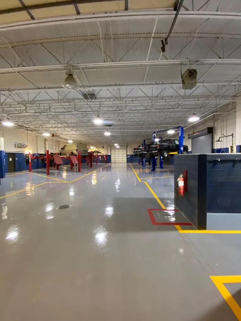 UTRGV Mechanic Shop & Classroom — Training shop · Epoxy & safety stripes, view 3