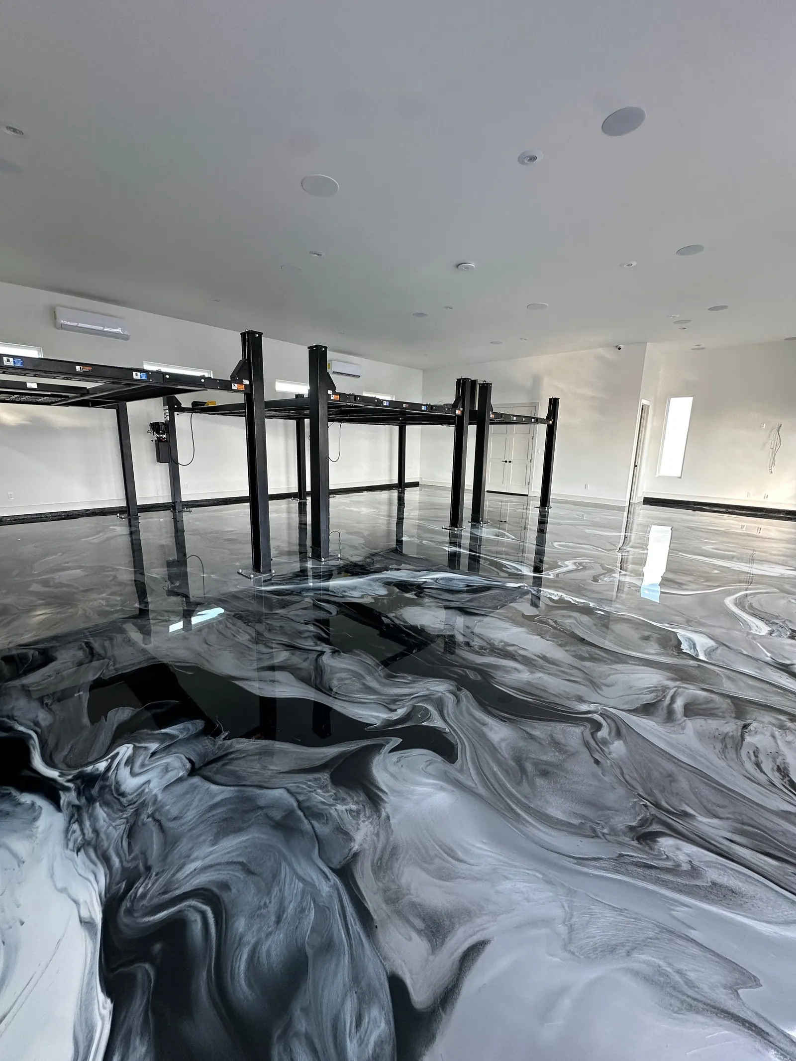 Metallic Homes & Garages — Residential · Liquid Marble metallic, view 2